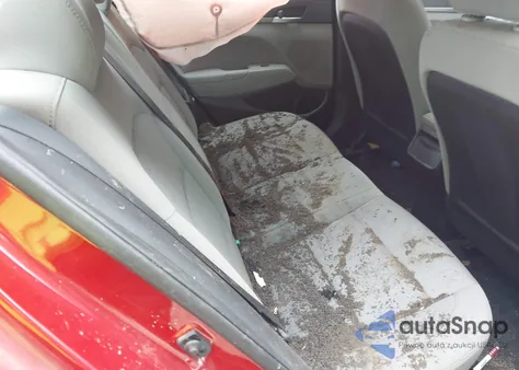 2018 Hyundai Elantra Sel из США, поврежденный, VIN 5NPD84LF0JH338648